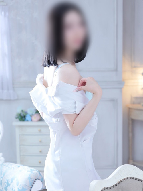 あやな